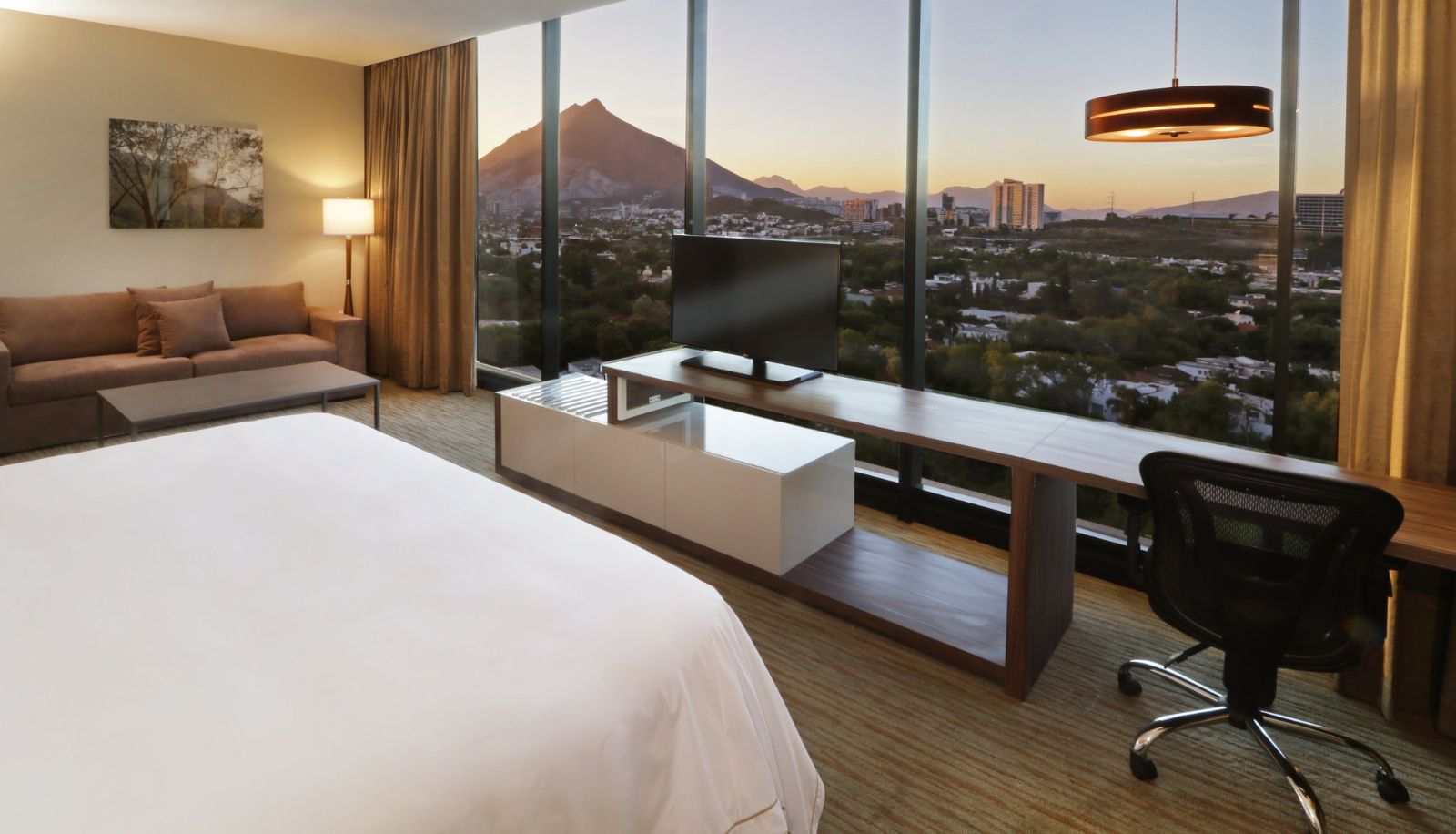 Room - Holiday Inn Express & Suites MONTERREY VALLE by IHG