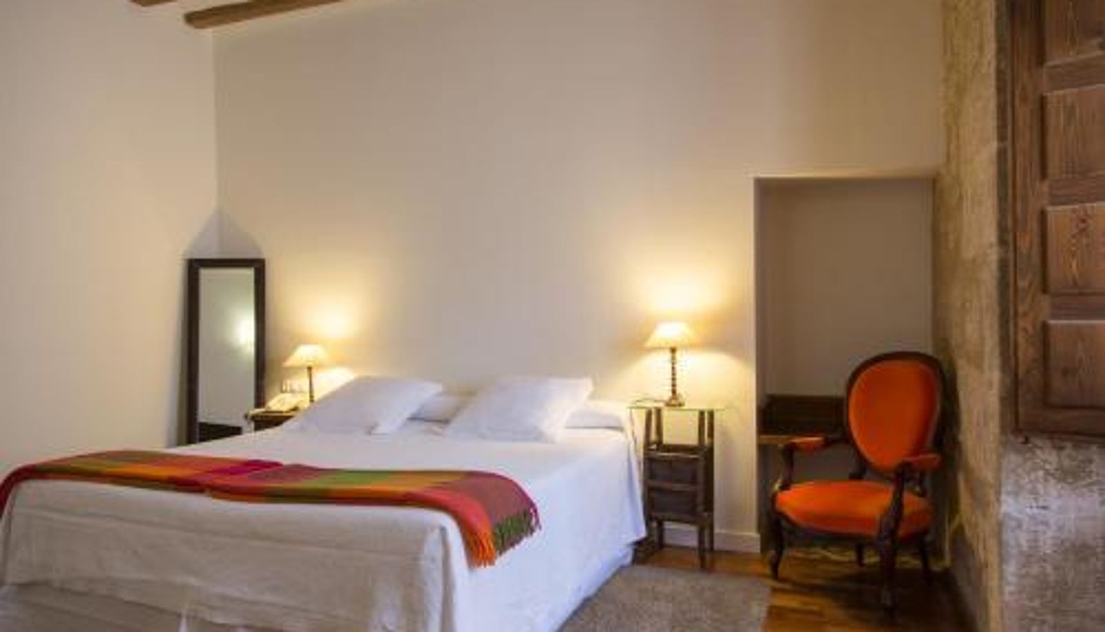Room - La Capellanía
