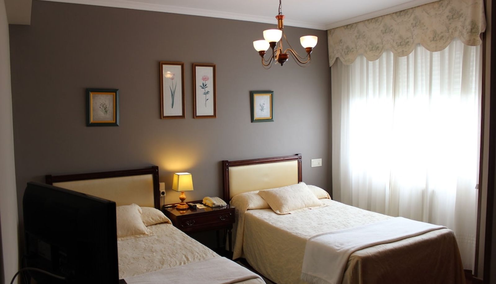 Habitación estándar - Hotel O Pino