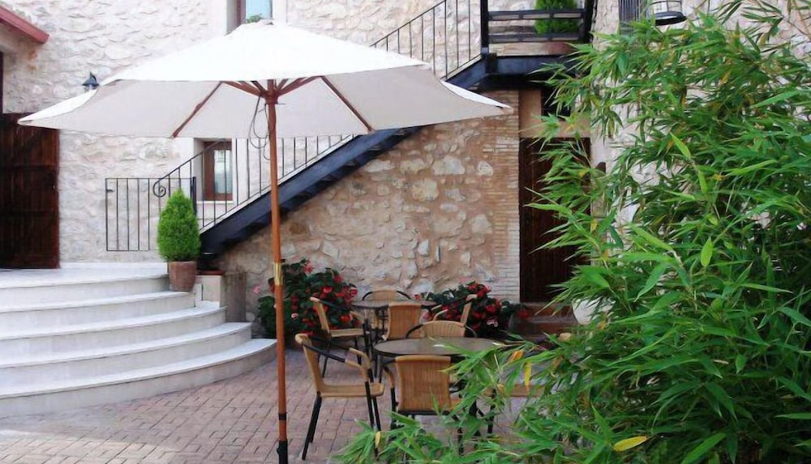 Info - Apartamentos Rurales L'Alquería del Pilar