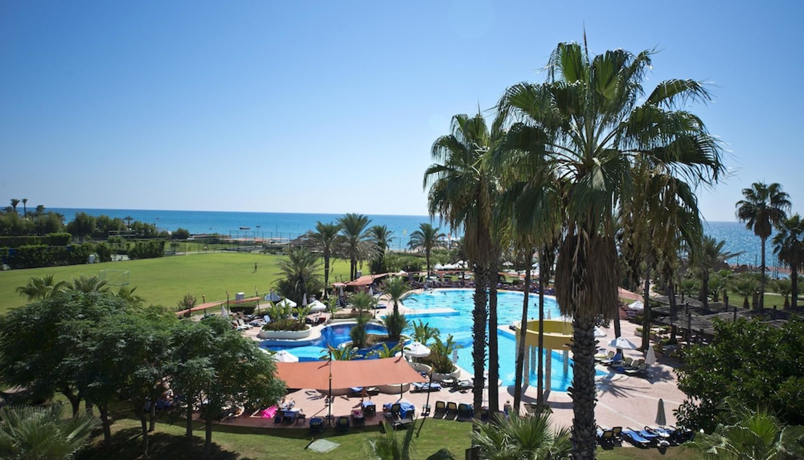 Pool - Limak Arcadia Sport Resort - All Inclusive