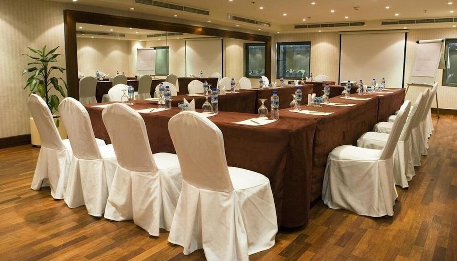Meetingzimmer - Capitol Hotel