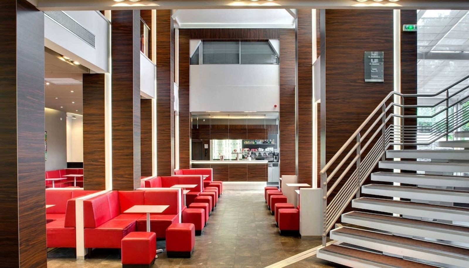 Hall - Hotel Mediterranee