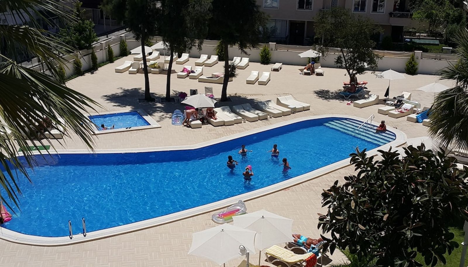 Pool - Halıcı Hotel