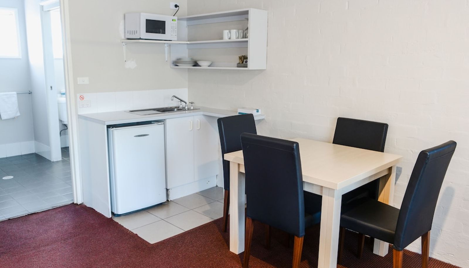 Family room - Balan Village Motel