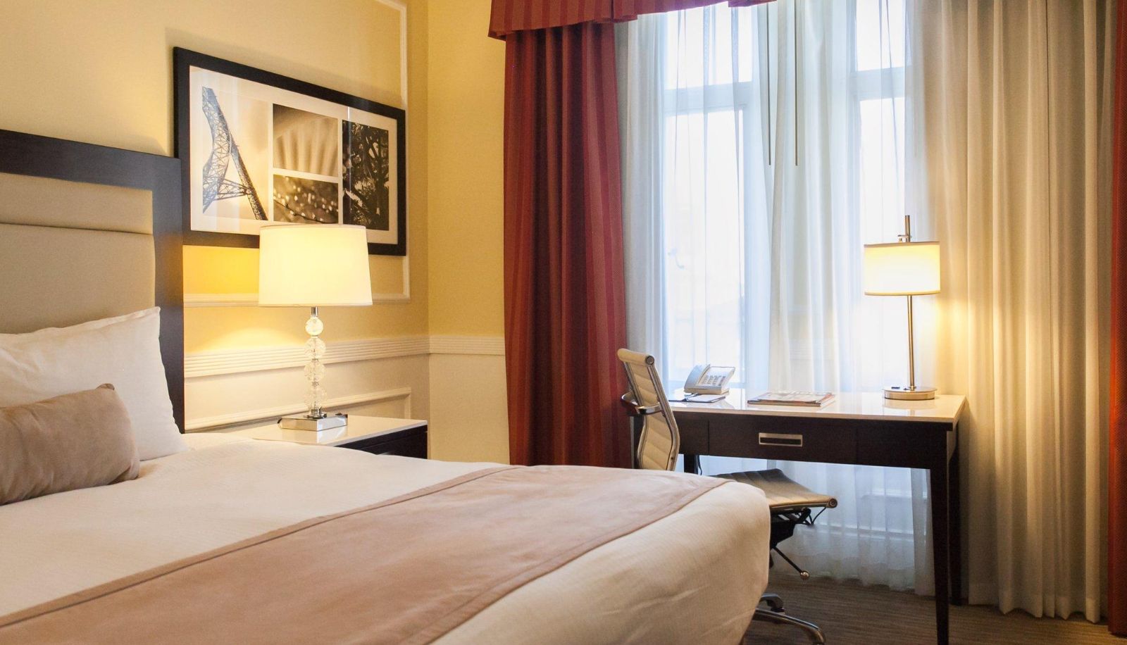 Zimmer - The Pickwick Hotel
