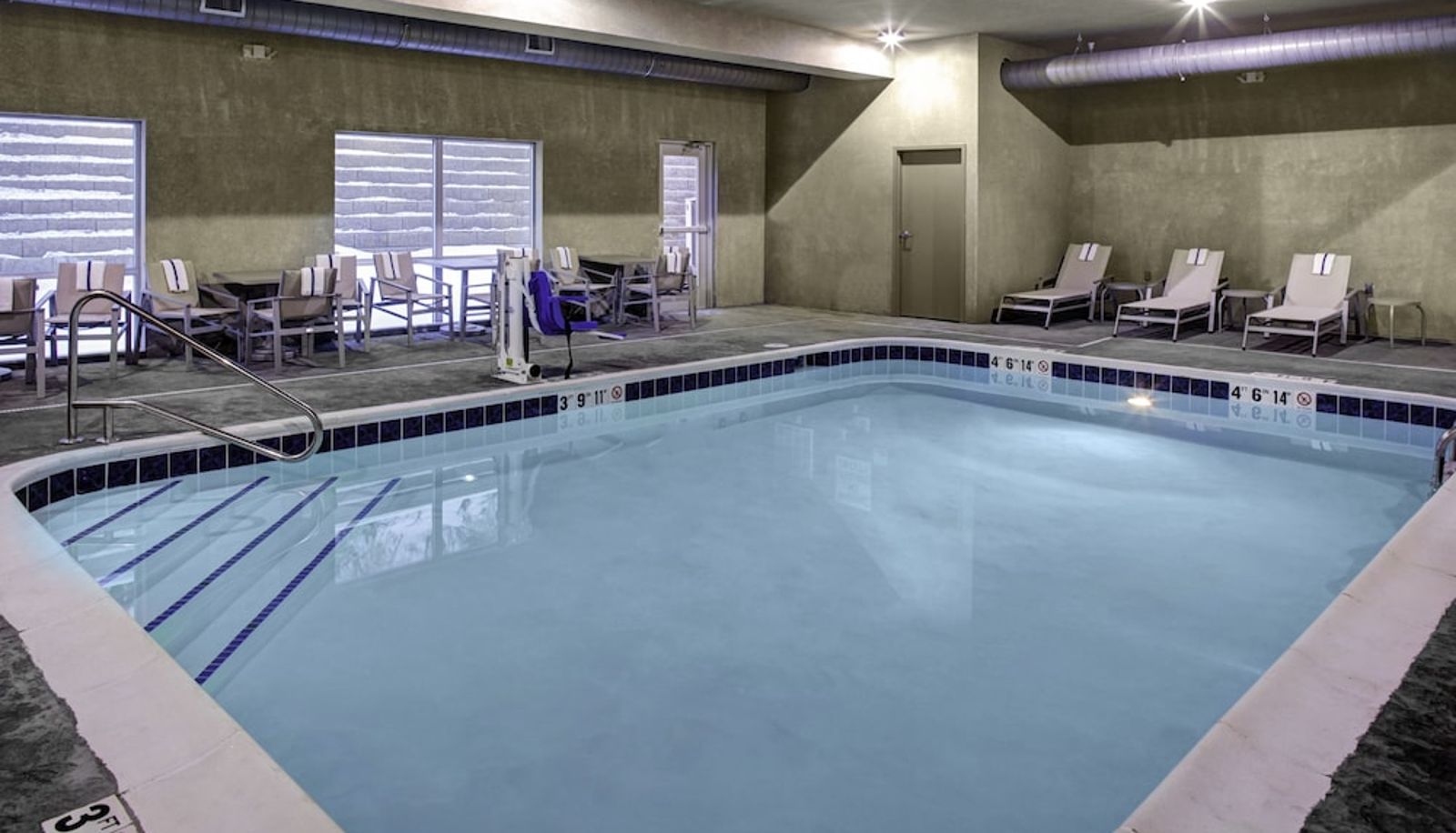 Pool - Holiday Inn Express & Suites COLDWATER by IHG