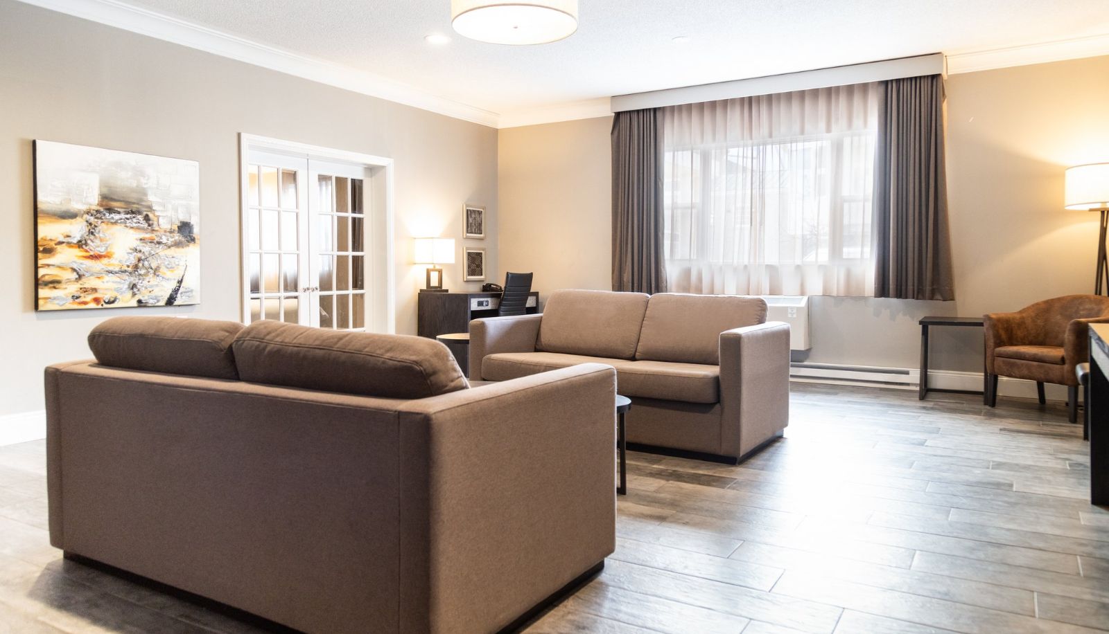 Suite - Crowne Plaza FREDERICTON-LORD BEAVERBROOK by IHG