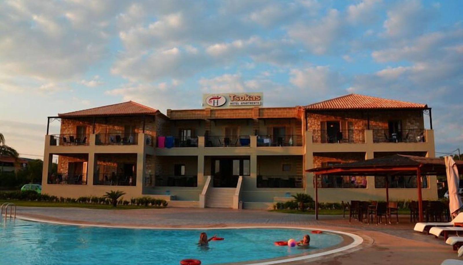 Piscine - Tsokas Hotel