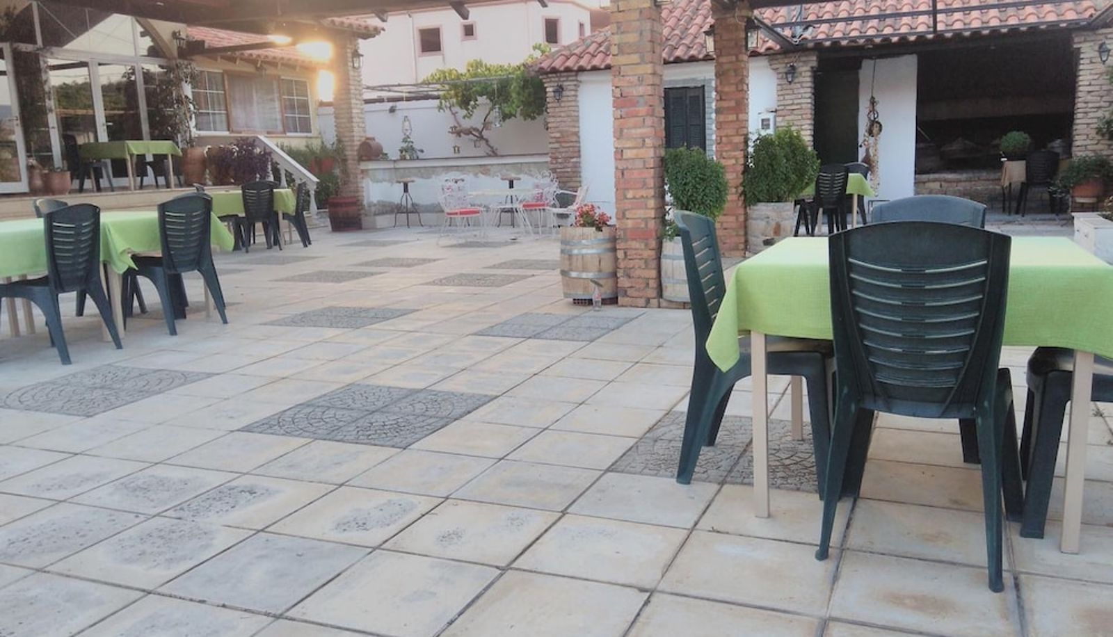 Restaurant - The Village