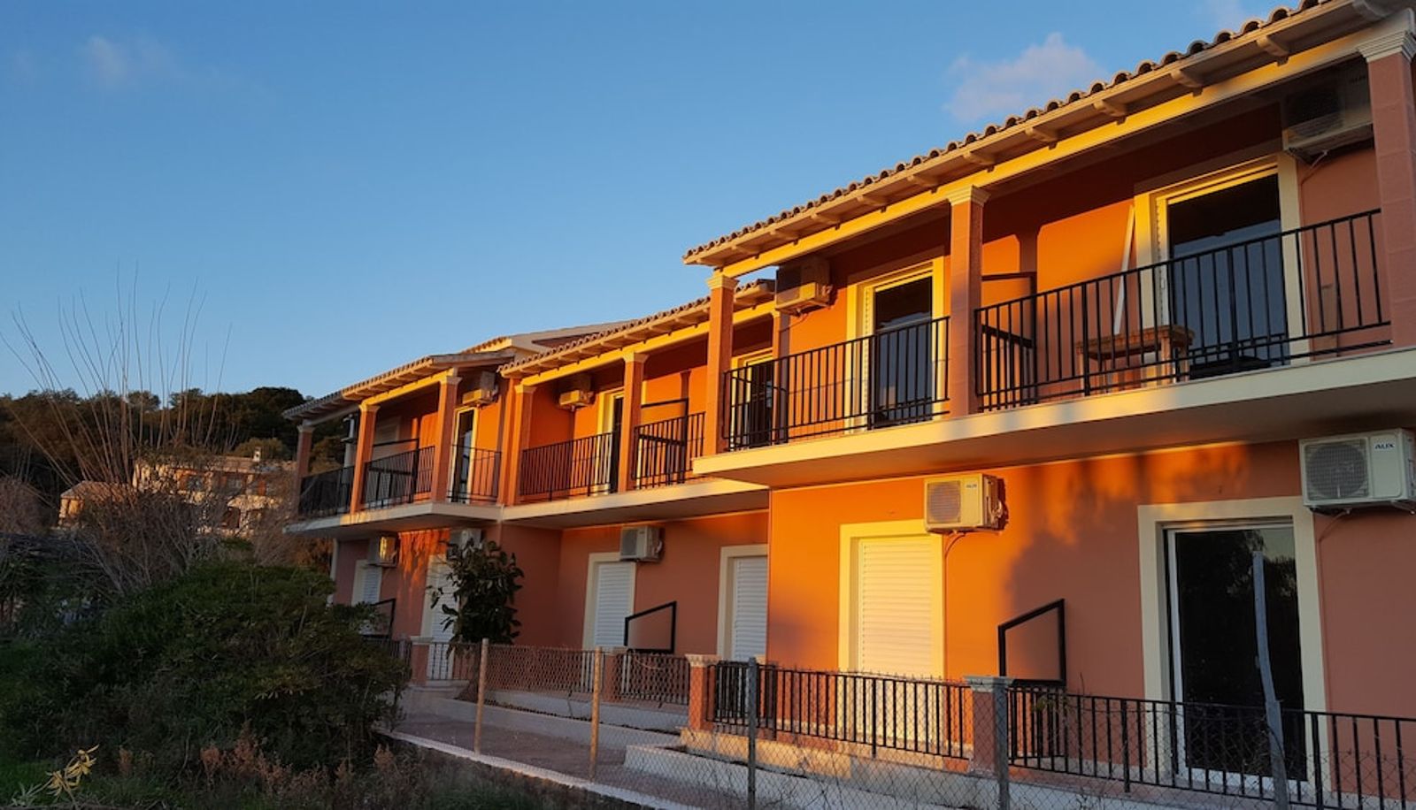 Info - Arillas Dream Studios
