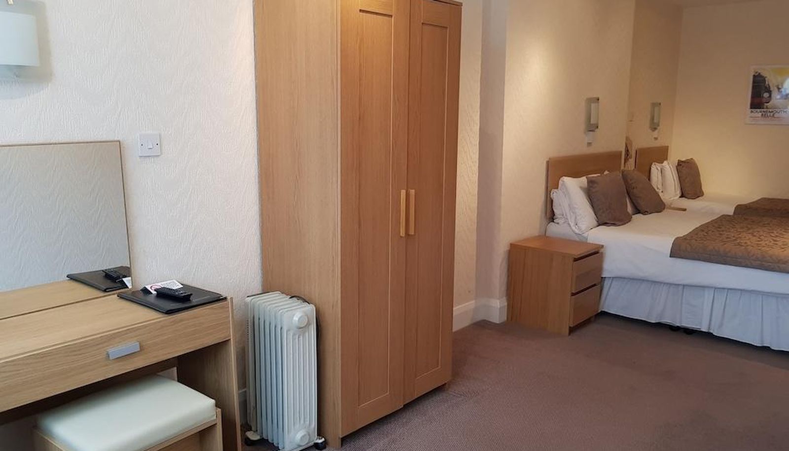 Habitación familiar - Burley Court Hotel