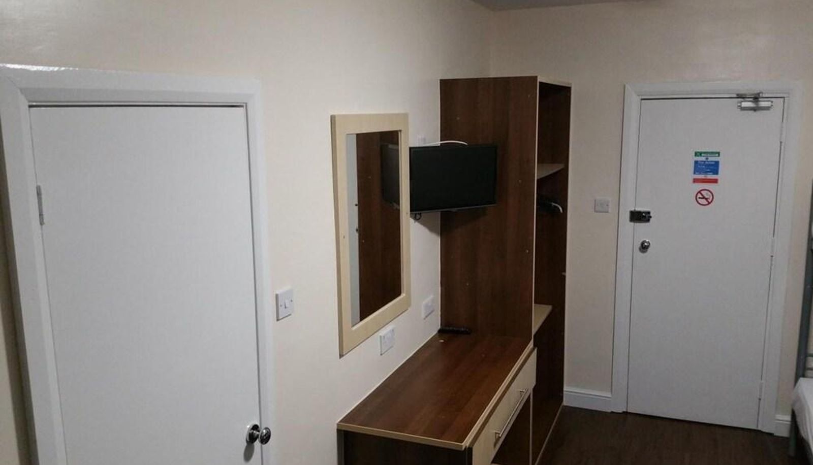 Standaardkamer - Lynden Court Hotel - Hostel