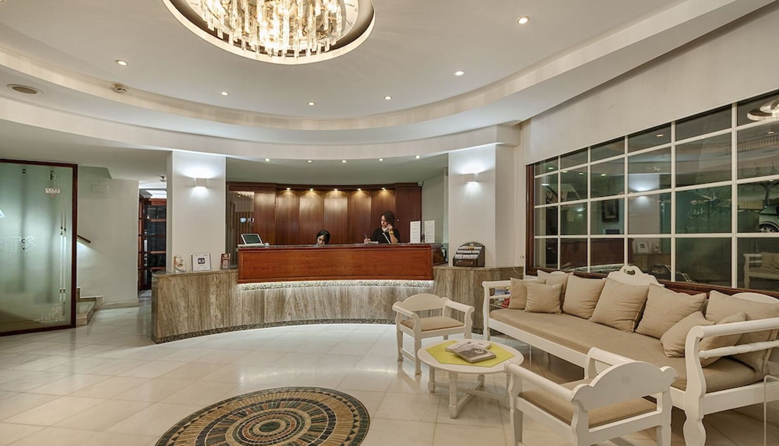 Receptie - Elina Hotel Apartments