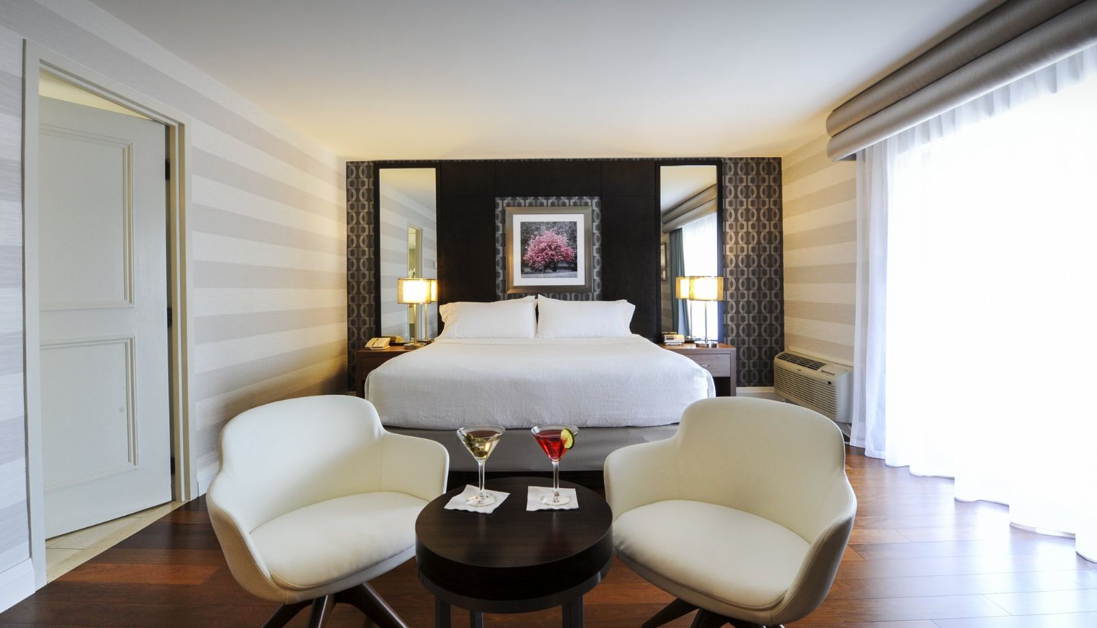 Zimmer - Holiday Inn NIAGARA FALLS - BY THE FALLS by IHG