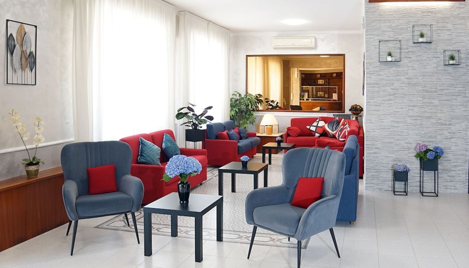 Rezeption - Hotel Marconi