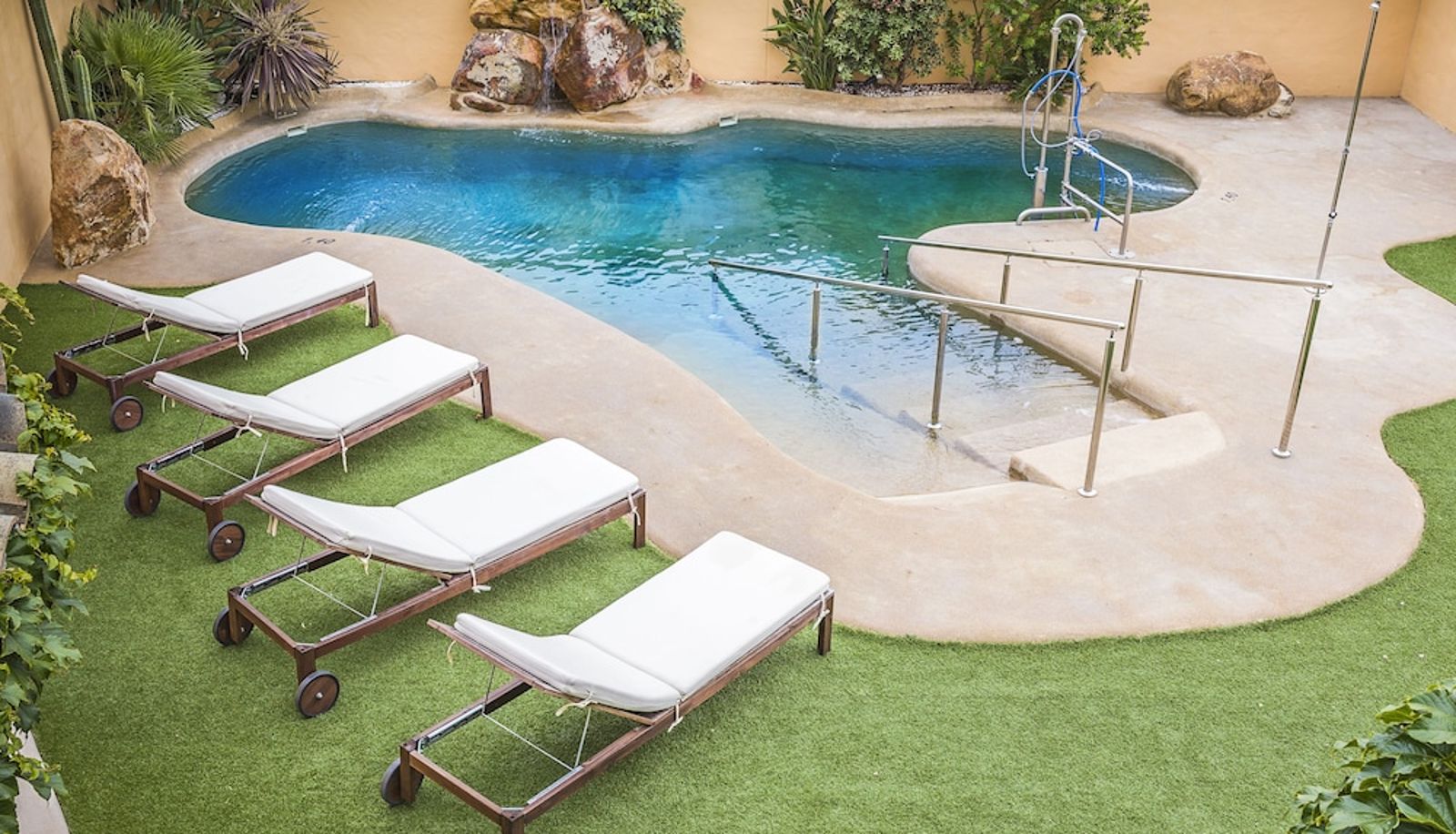 Piscina - Arohaz Hotel & Restaurante
