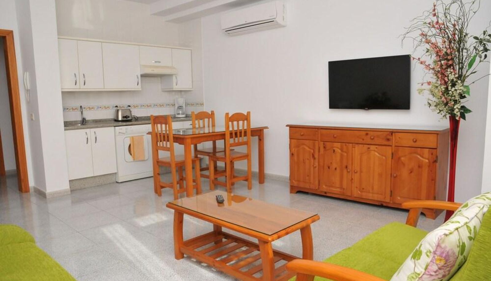 Apartment - EmyCanarias Holiday Homes Vecindario
