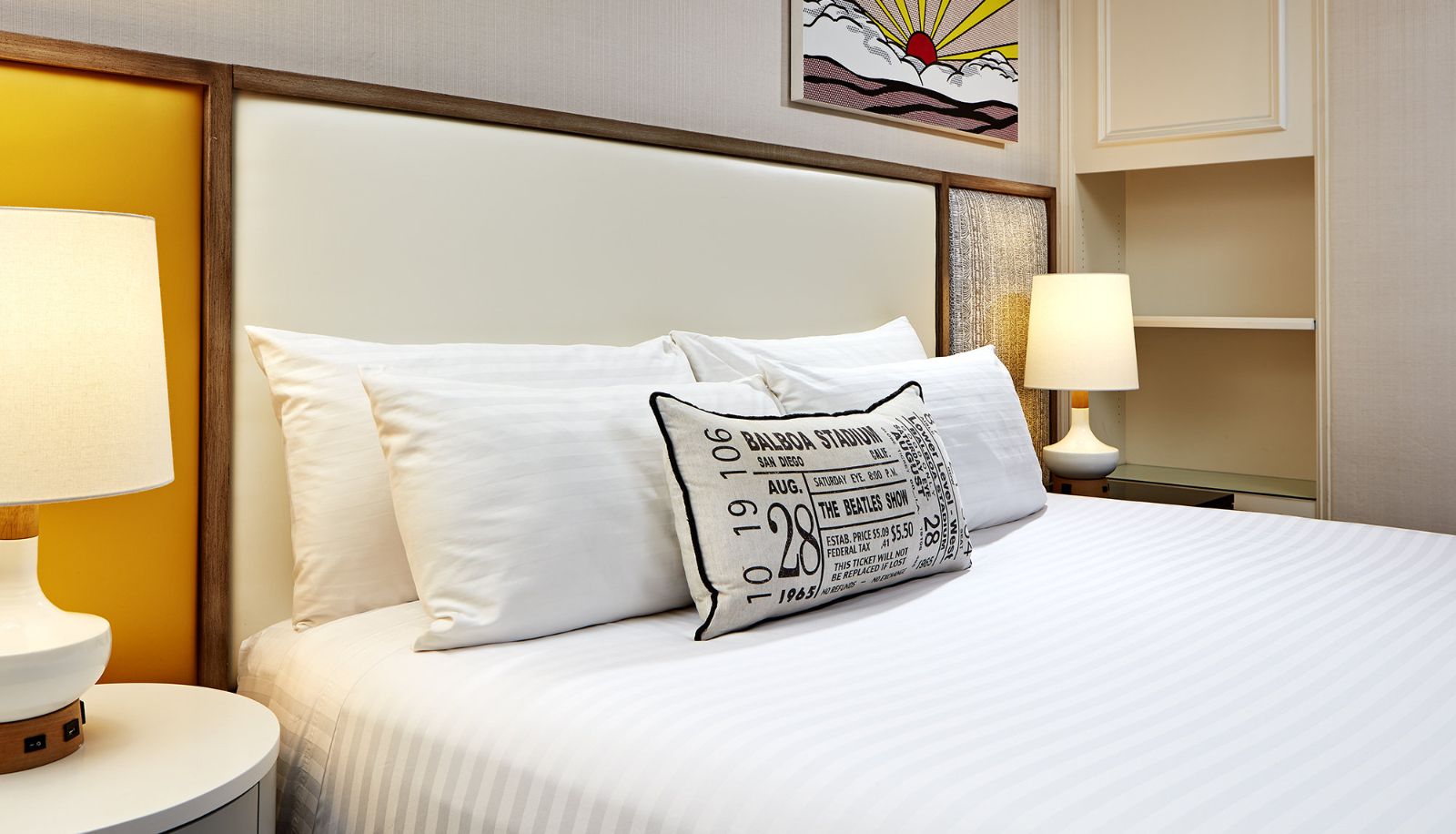 Zimmer - The Bristol Hotel