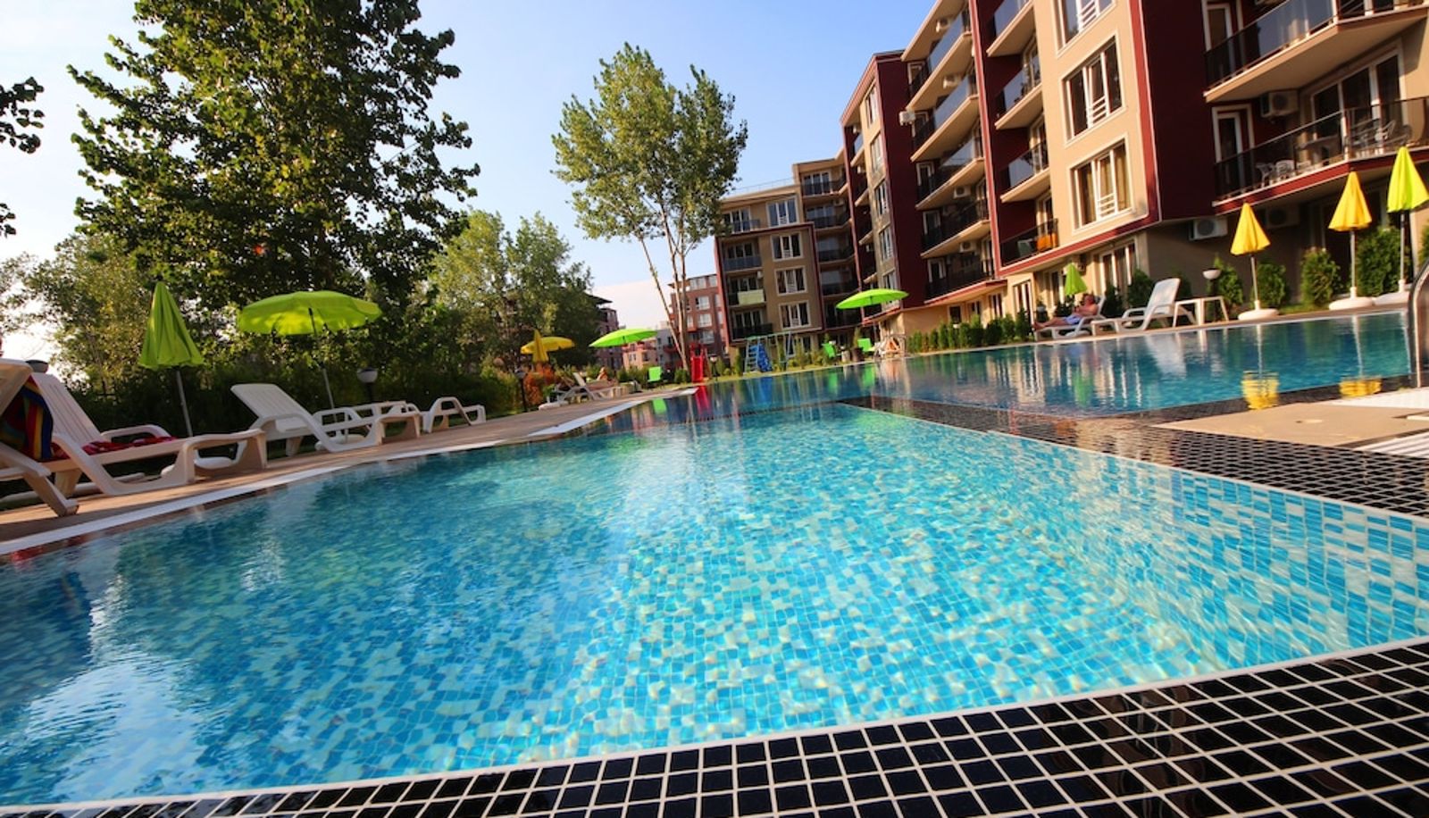 Pool - Menada VIP Park Apartments