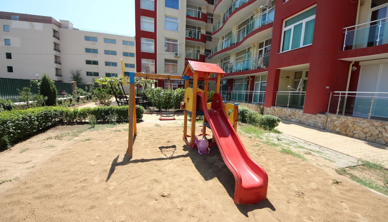 Info - Menada Global Ville Apartments