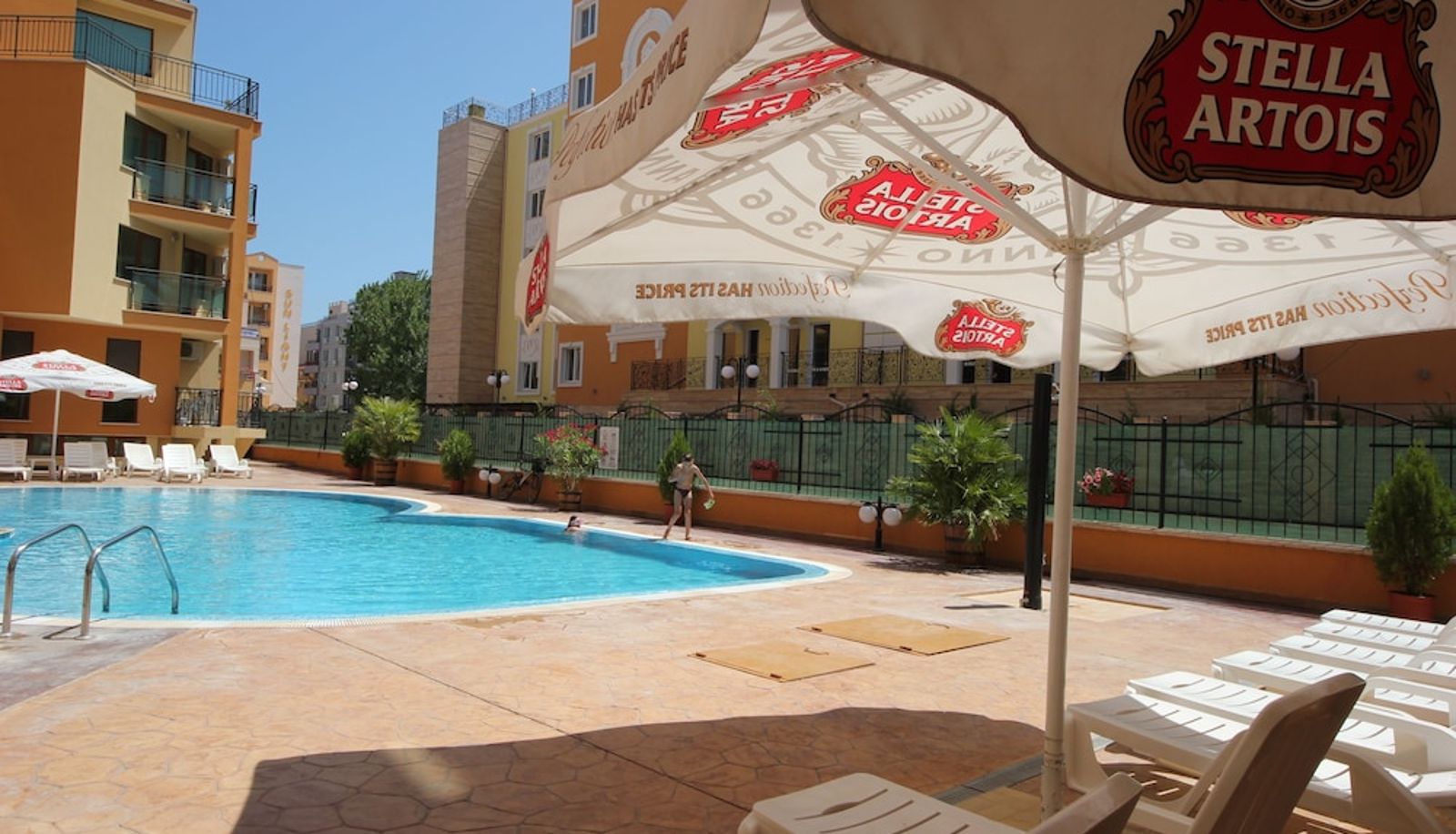 Basen - Menada Amadeus 3 Apartments