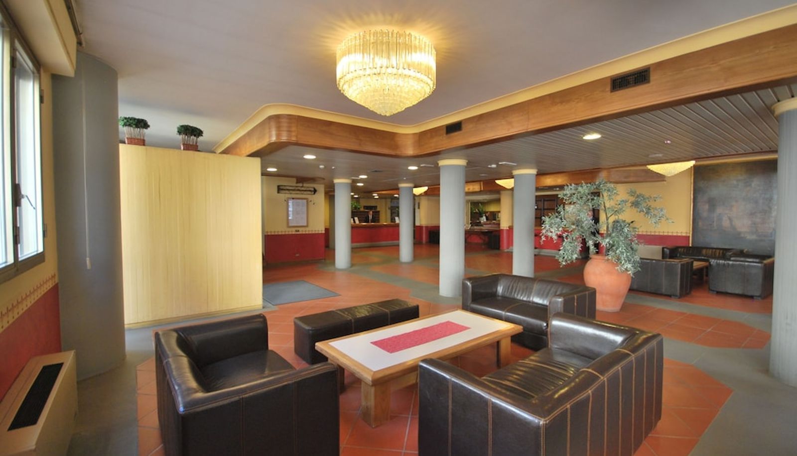 Info - Hotel Moderno