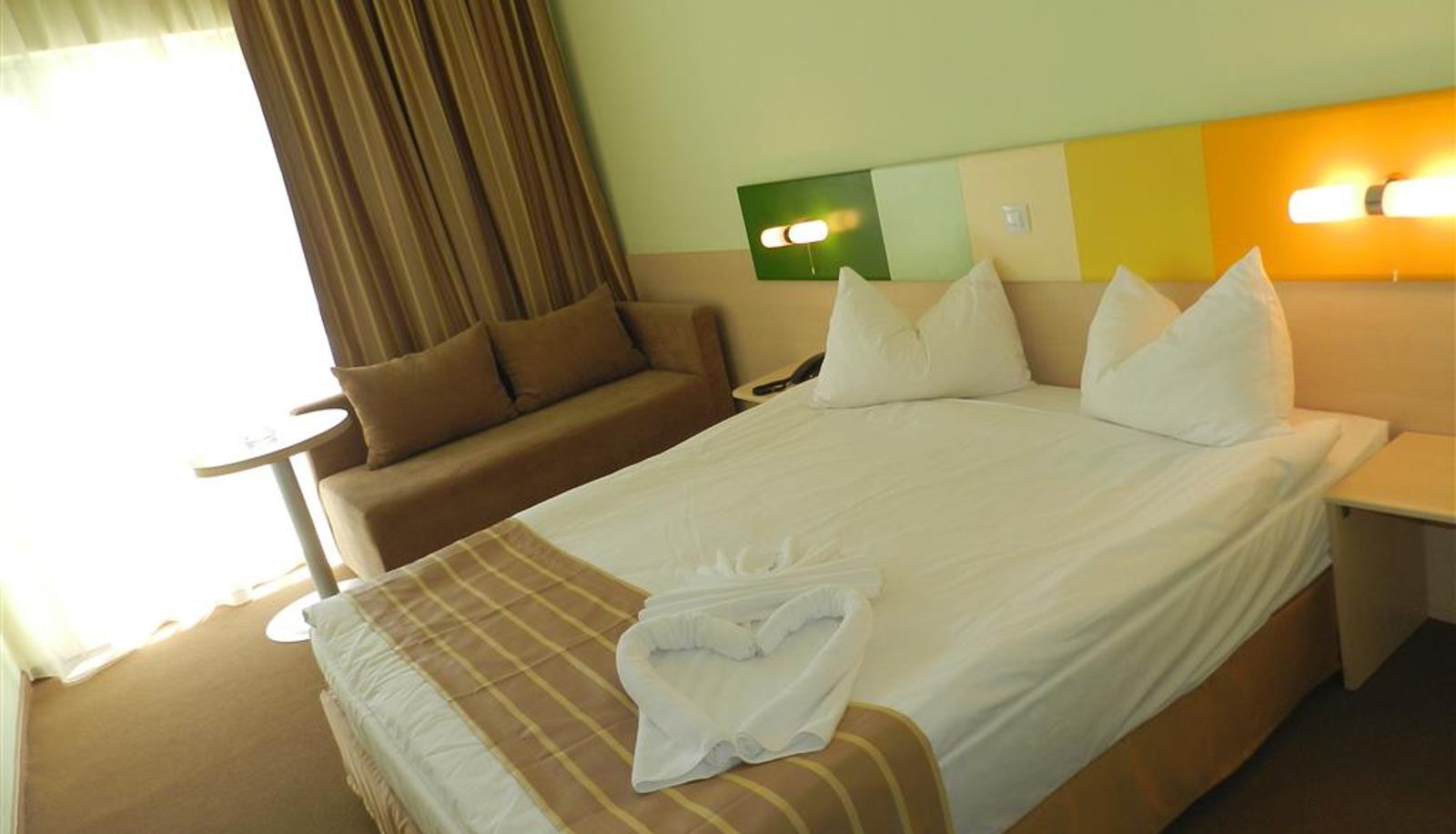 Chambre - GOLDEN TULIP CANNES HOTEL DE PARIS