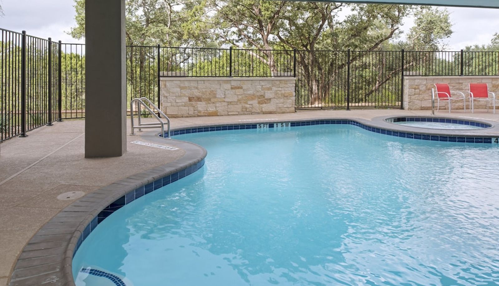 Pool - Holiday Inn Express & Suites AUSTIN NW - FOUR POINTS by IHG