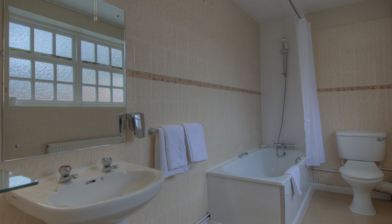 Room - Kingstown Hotel