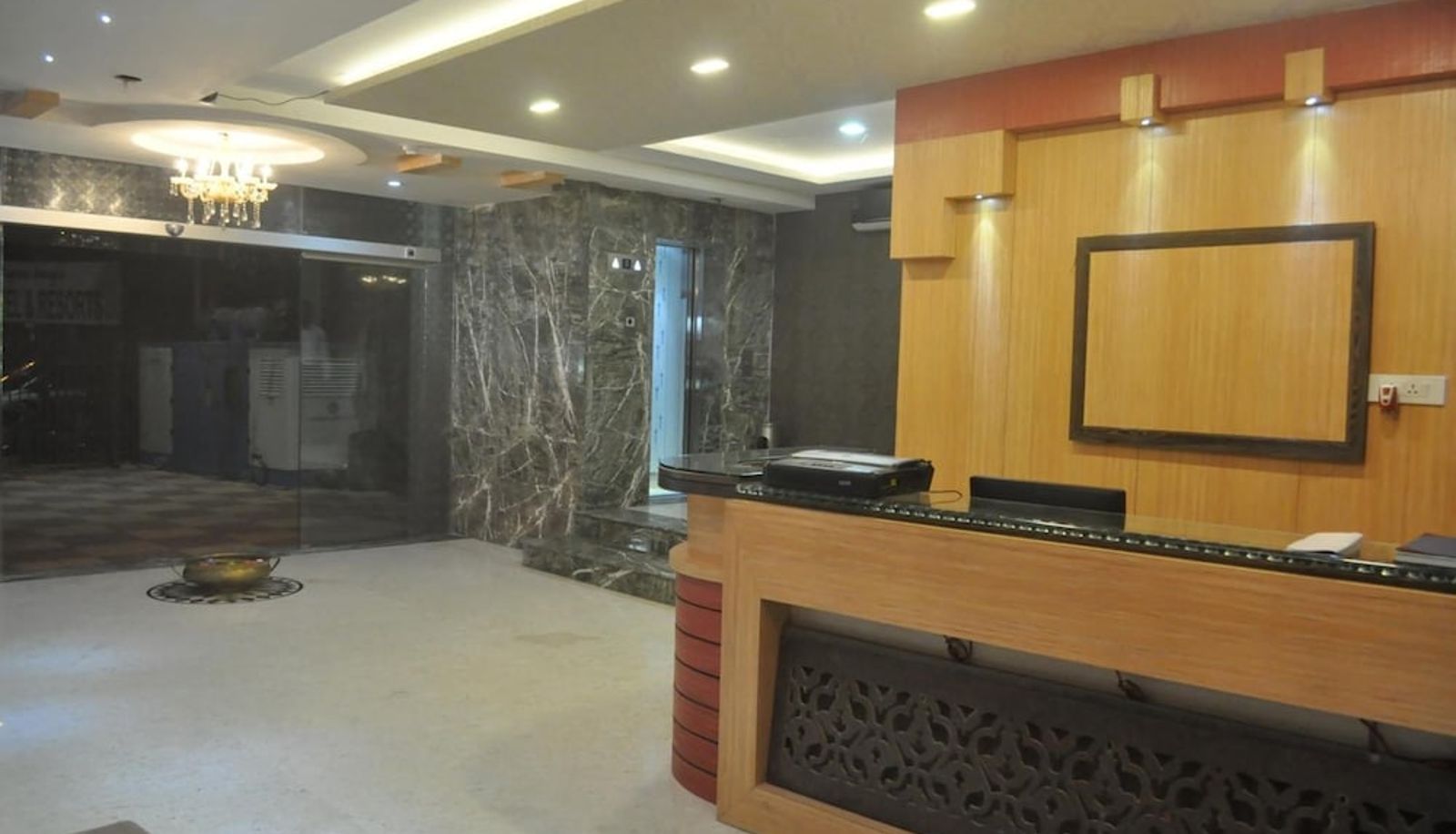 Hall - Hotel Eastern Plaza
