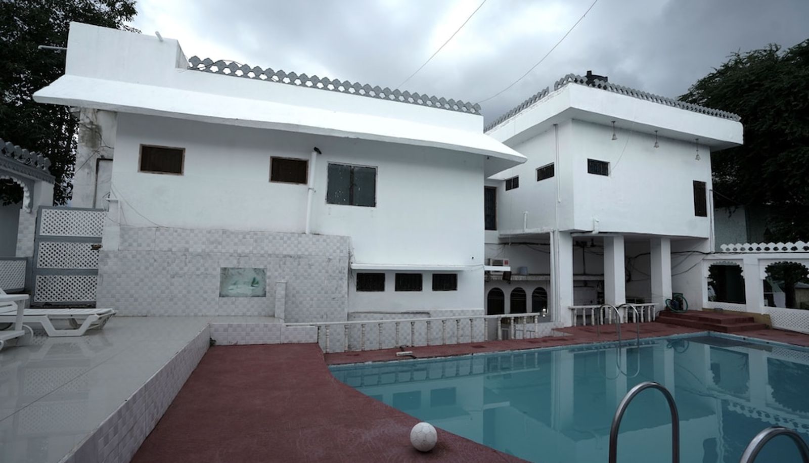 Pool - Devendra Garh
