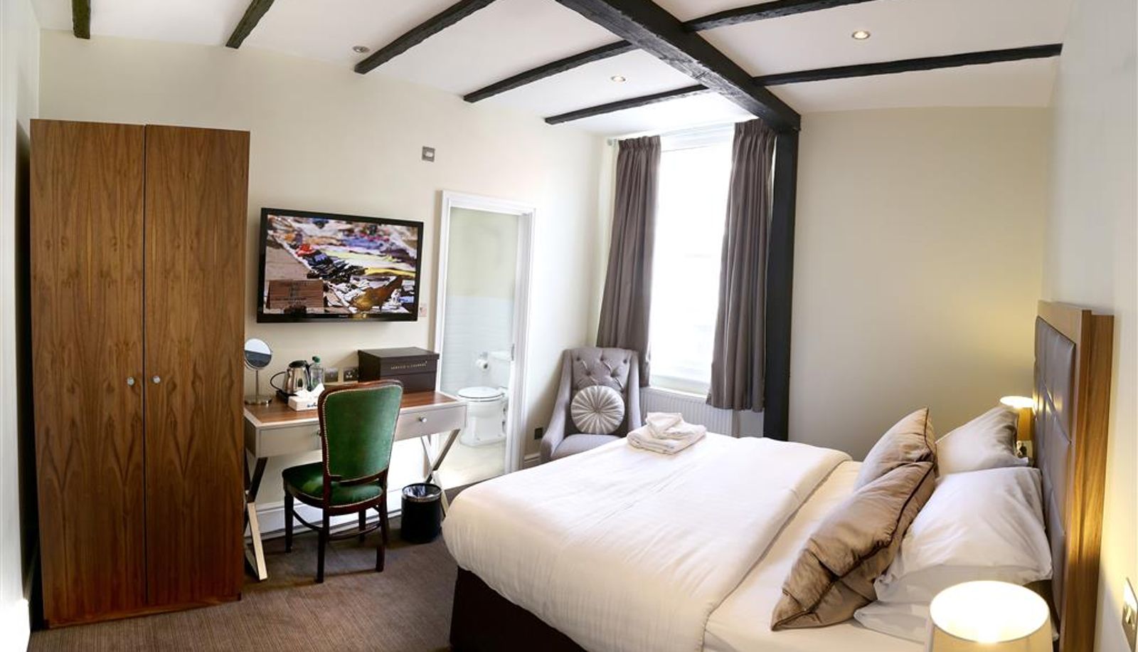 Room - Best Western Salisbury Red Lion Hotel