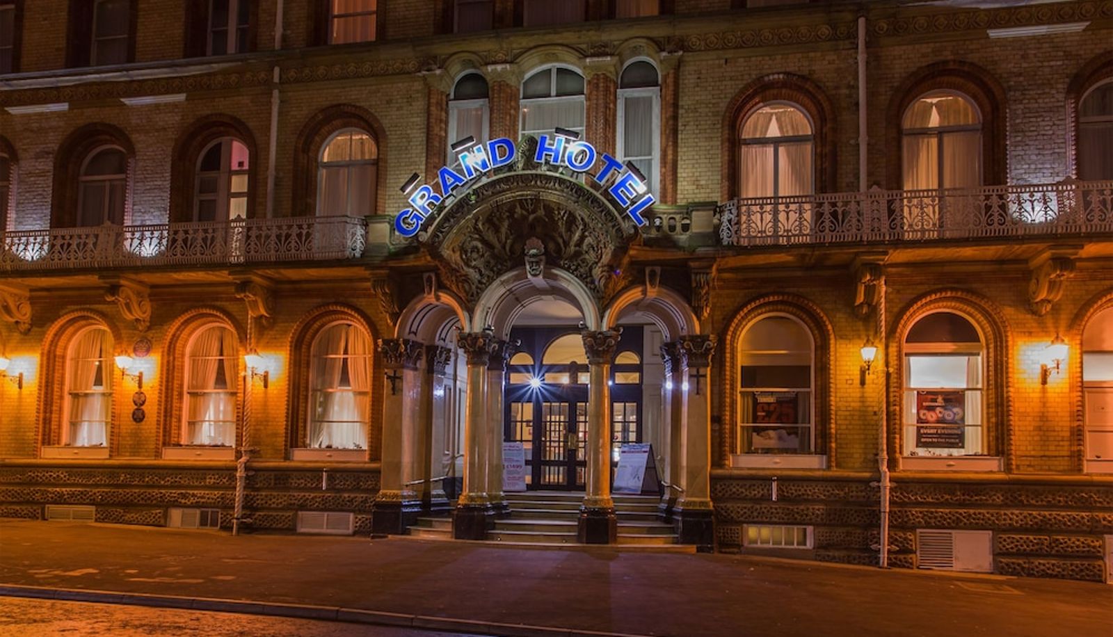 Hotel outdoor area - Grand Hotel Scarborough