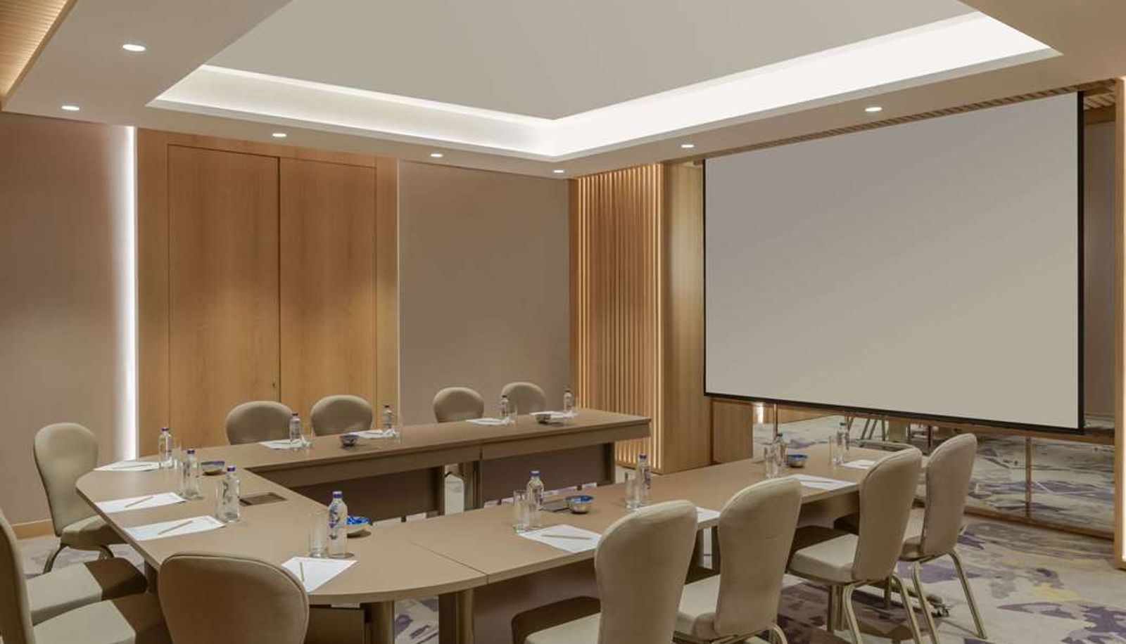 Konferenzraum - Mövenpick Hotel Istanbul Bosphorus