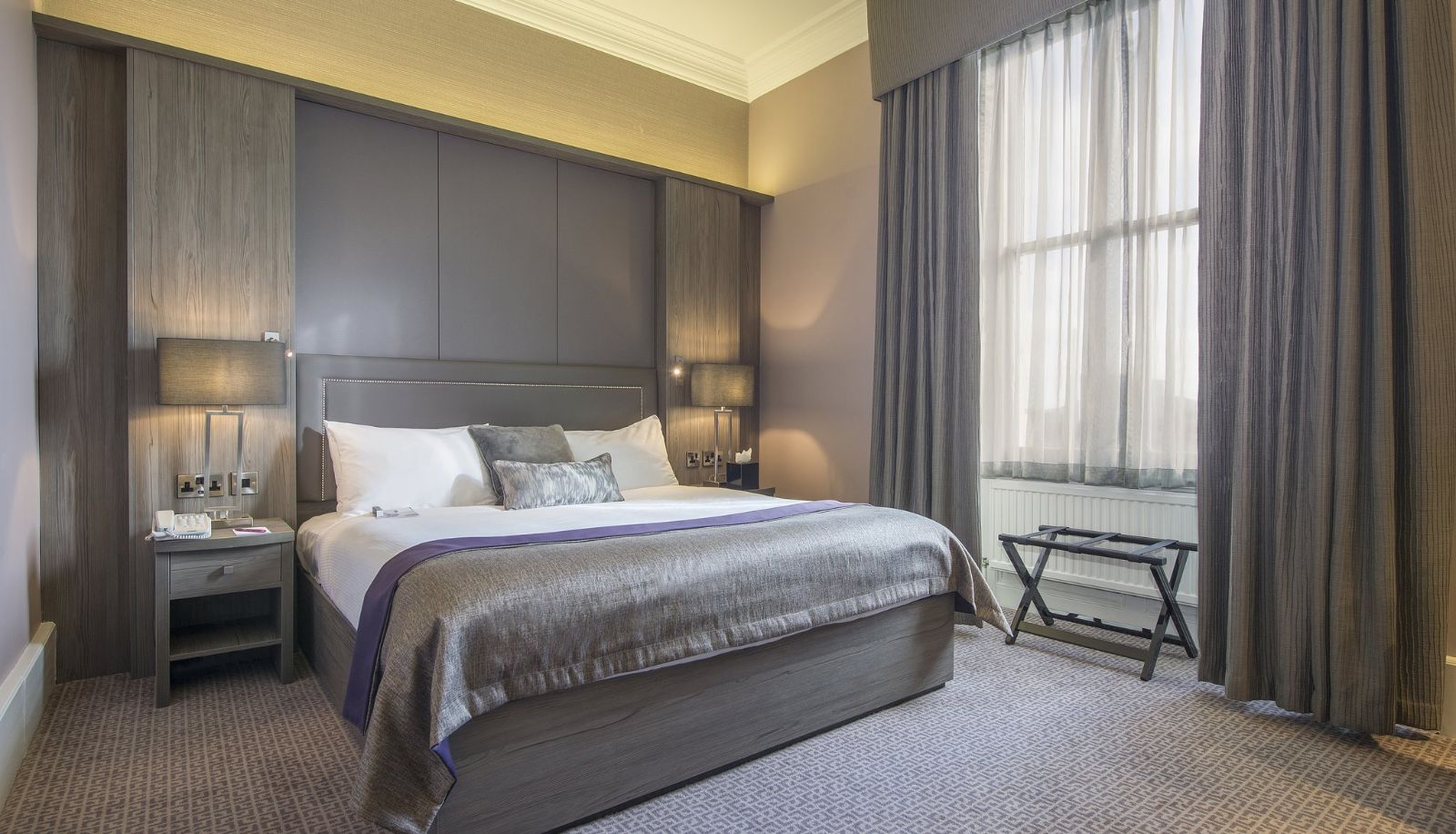 Zimmer - Crowne Plaza ROYAL VICTORIA SHEFFIELD by IHG