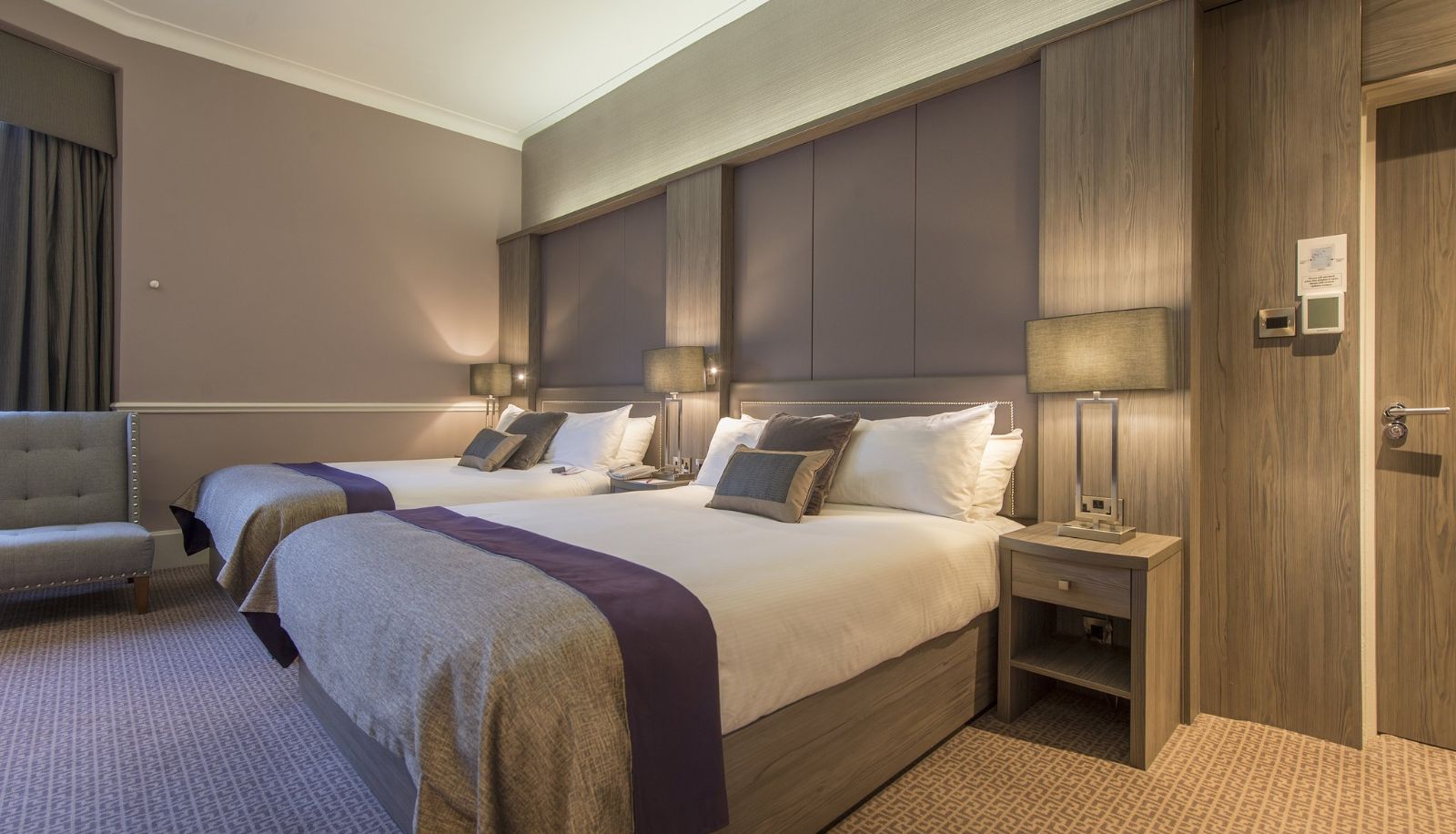 Zimmer - Crowne Plaza ROYAL VICTORIA SHEFFIELD by IHG