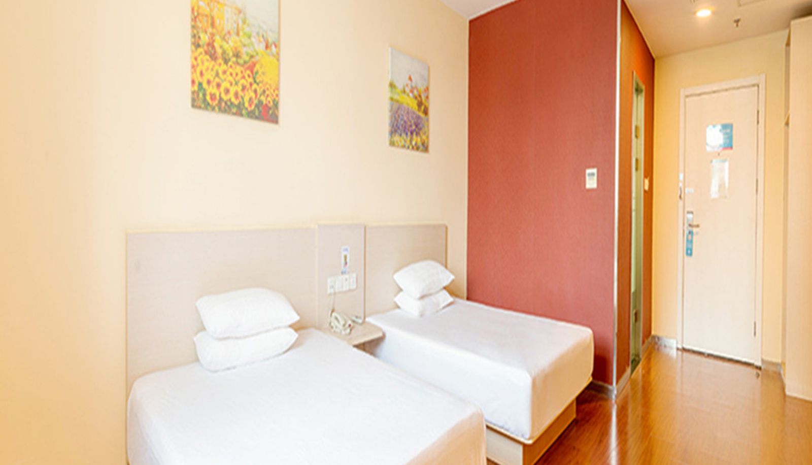 Room - Hanting Beijing Station Hotel Beijing Railway Station
