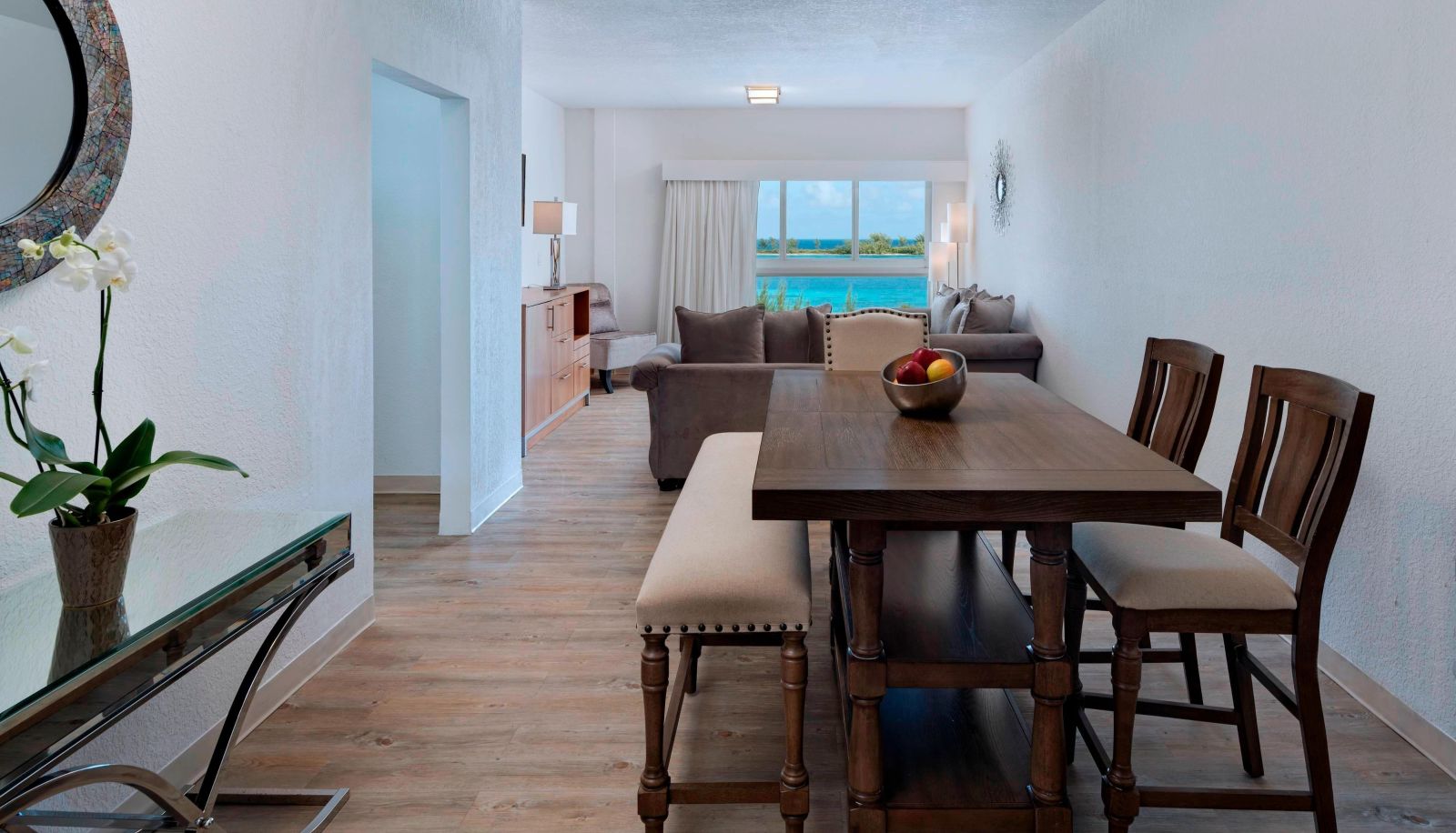 Kamer - Courtyard by Marriott Nassau Downtown Junkanoo Beach