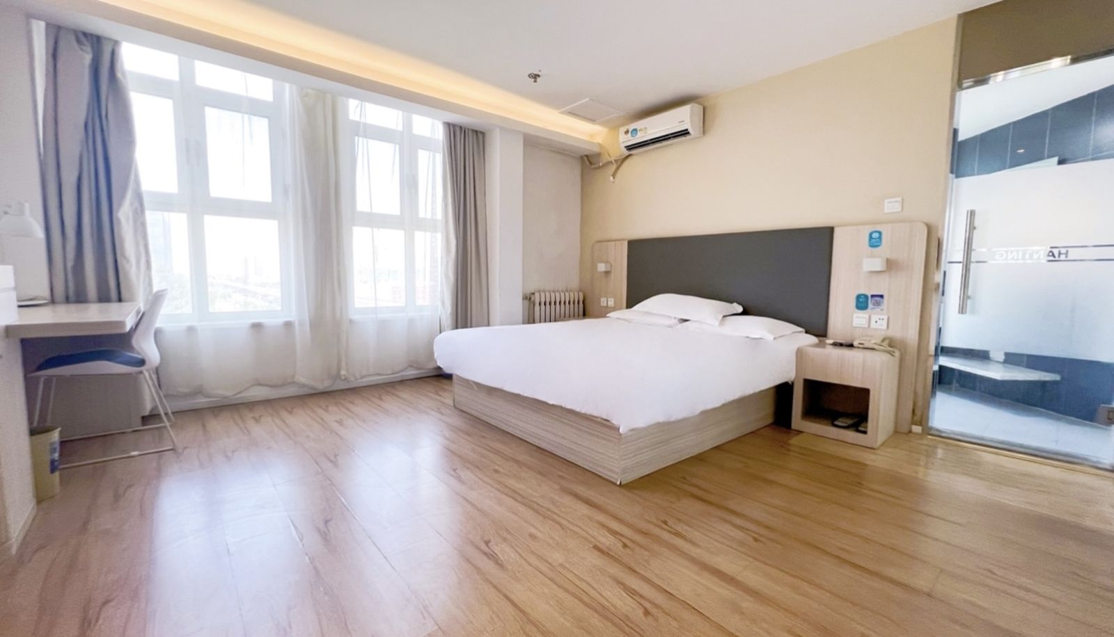 Zimmer - Hanting Beijing Liangxiang University Town Hotel Liangxiang University Town(Domestic Only)