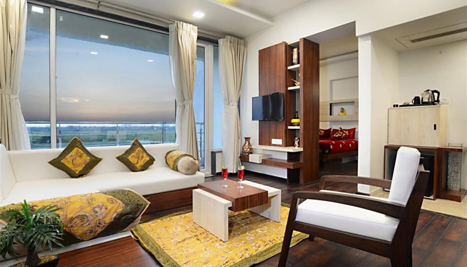 Room - Comfort Inn Donil