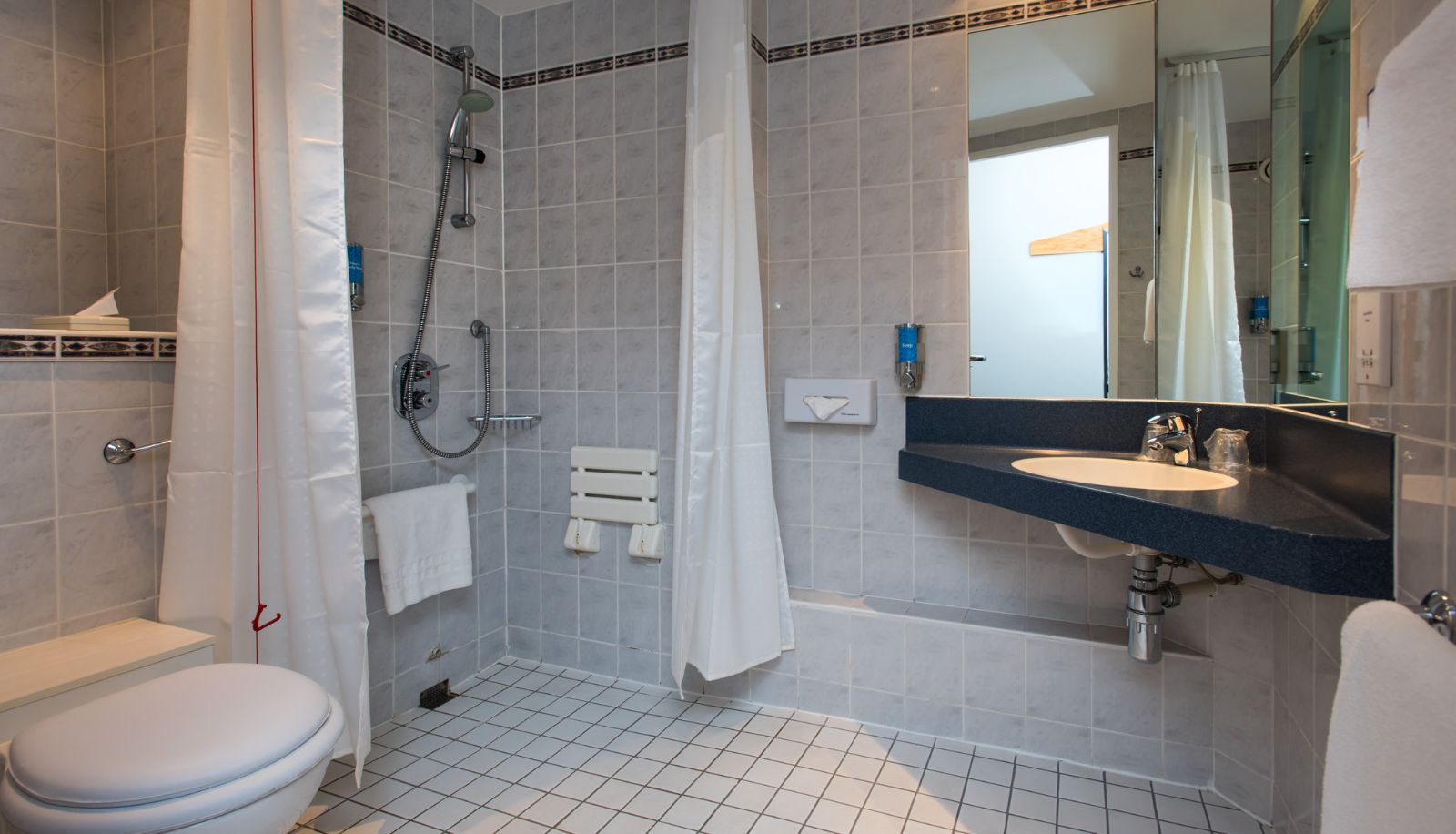 Zimmer - Holiday Inn Express WARWICK - STRATFORD-UPON-AVON by IHG