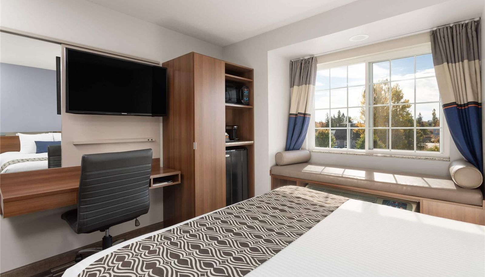 Zimmer - Microtel Inn & Suites by Wyndham Sault Ste. Marie