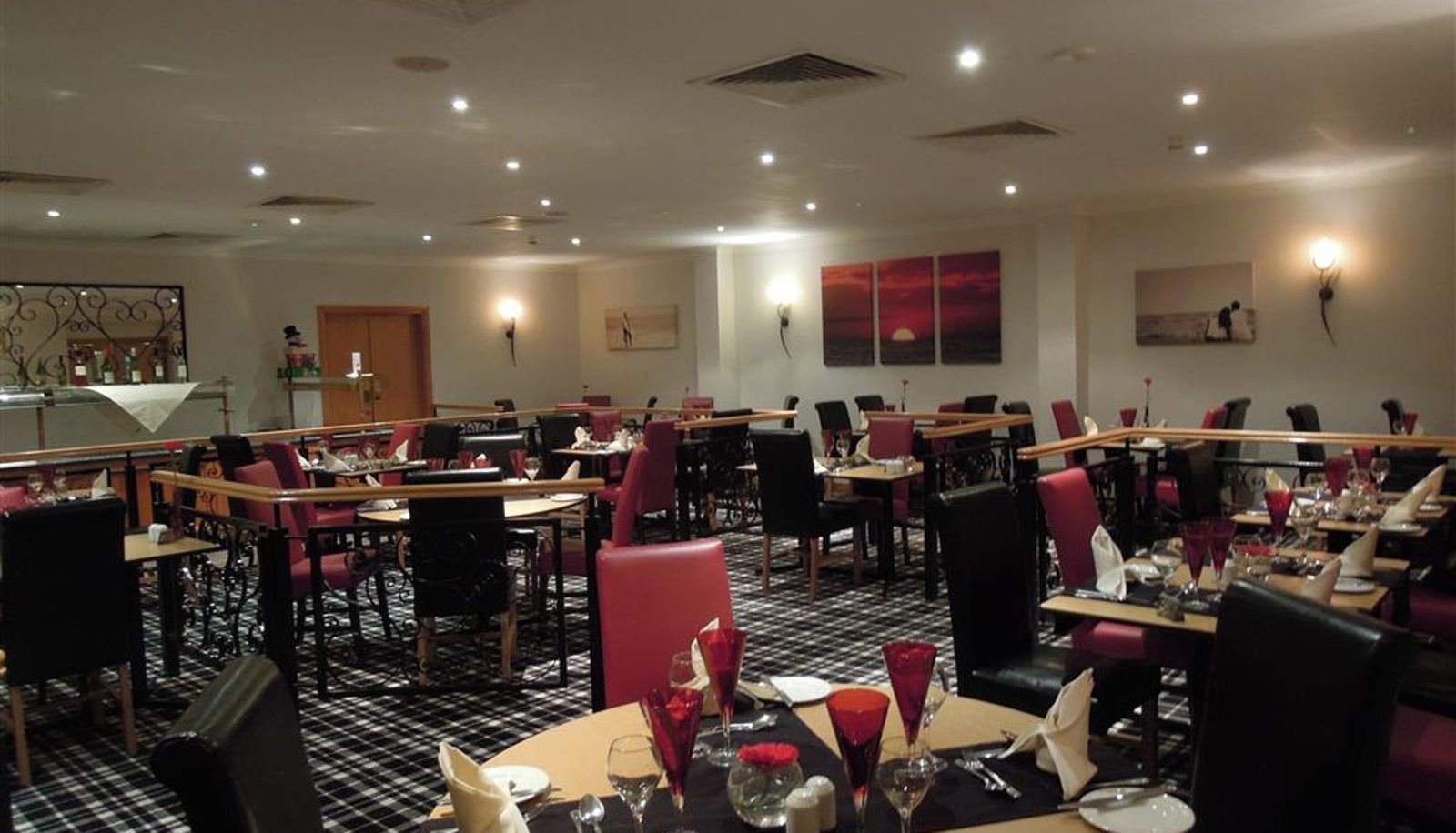 Restaurant - Best Western Plus Bentley Hotel & Spa
