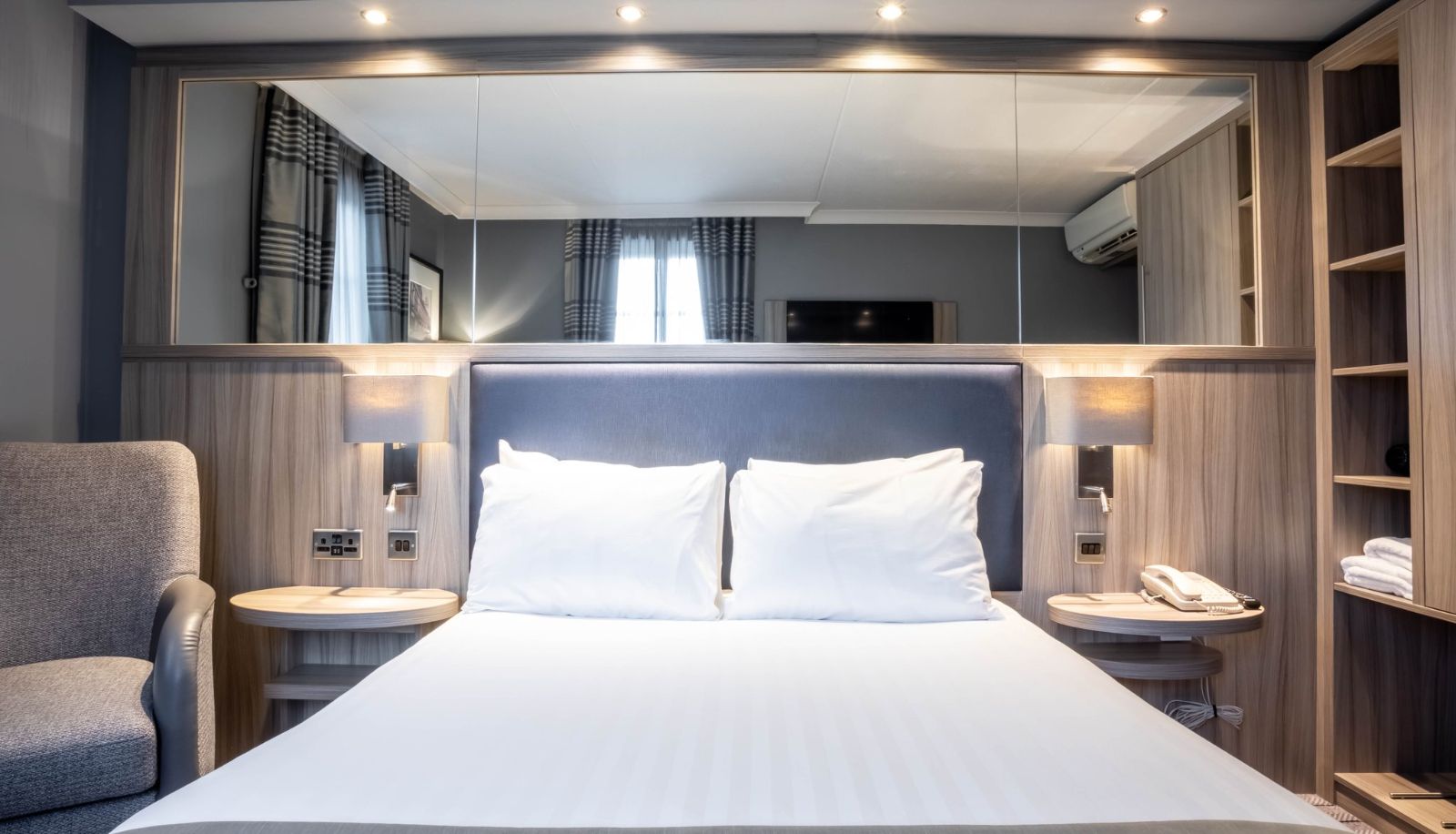 Zimmer - Holiday Inn GLASGOW CITY THEATRELAND by IHG
