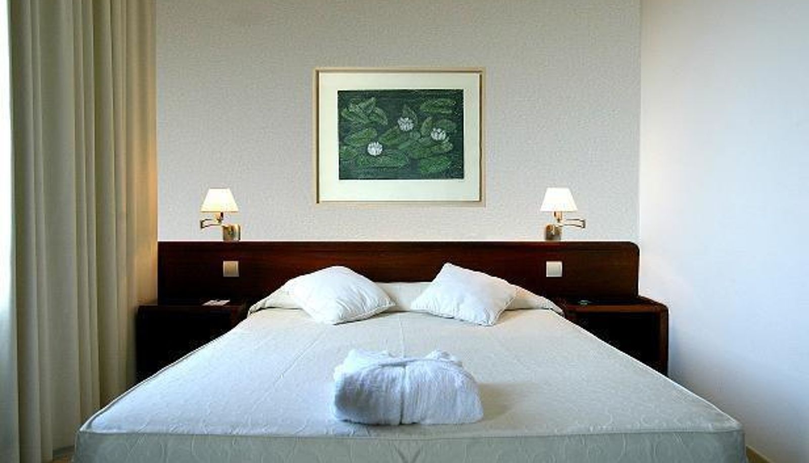 Kamer - Atenea Park Suites & Apartamentos
