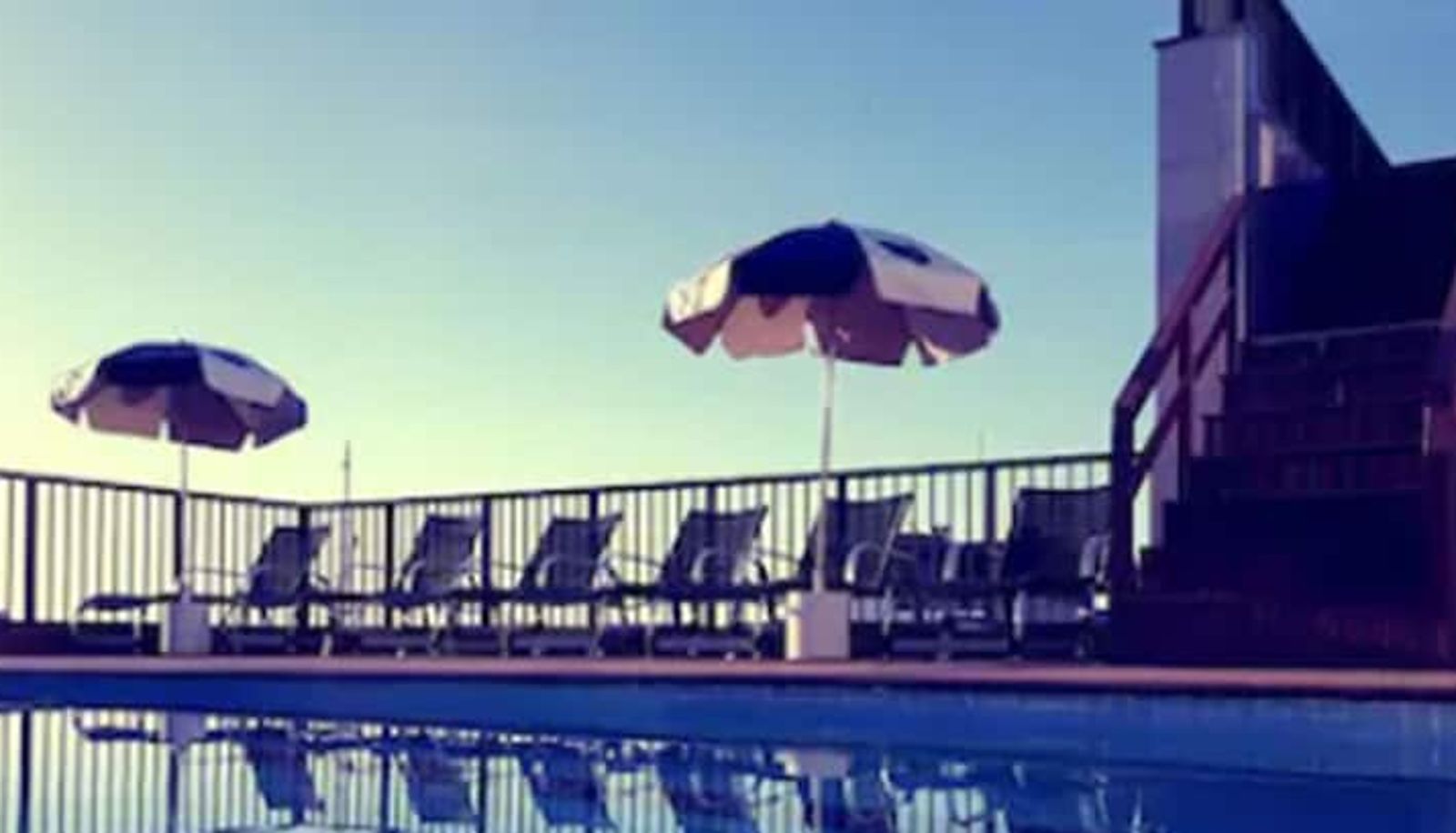 Pool - Royalty Copacabana Hotel