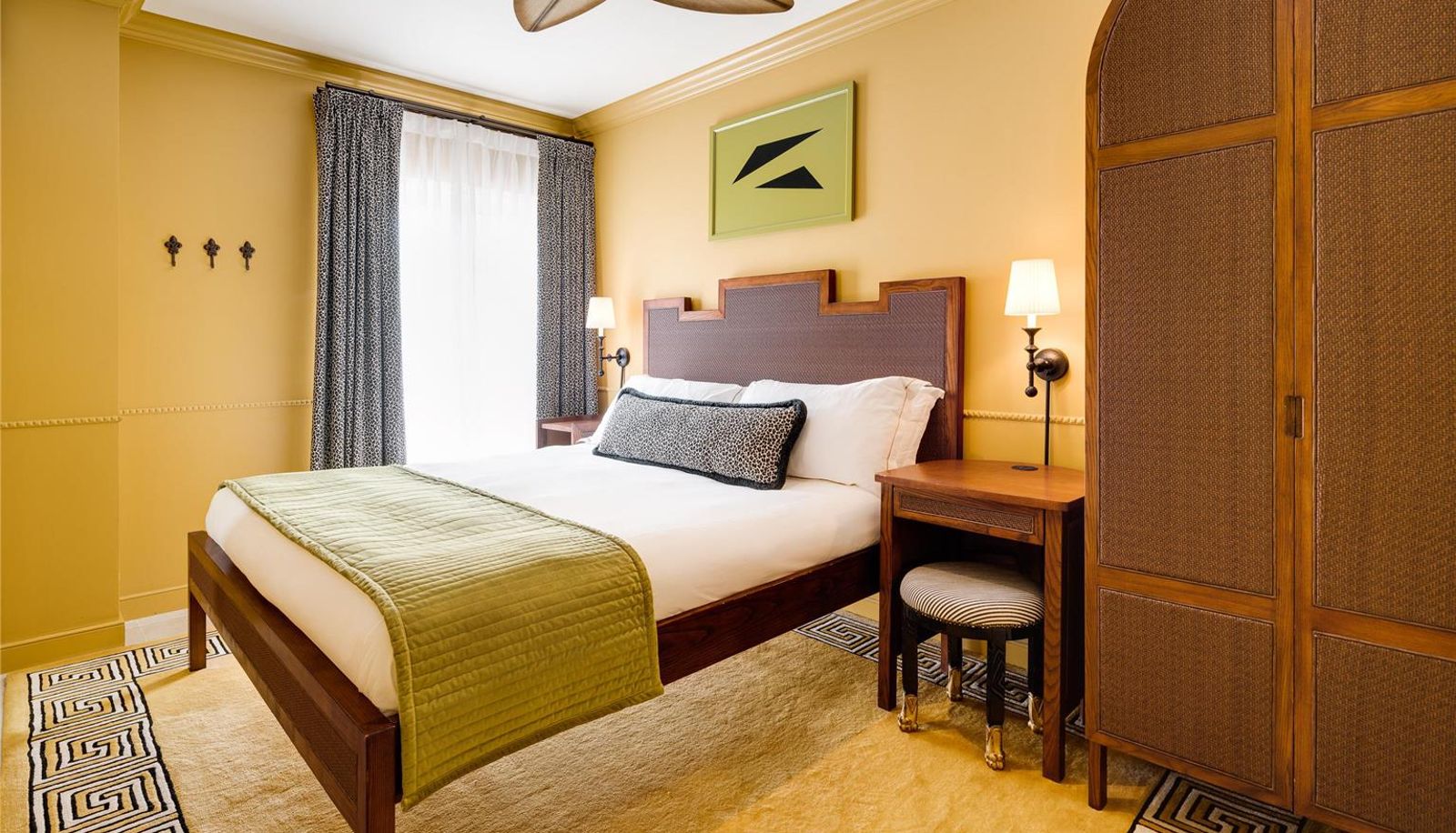 Zimmer - Esme Miami Beach
