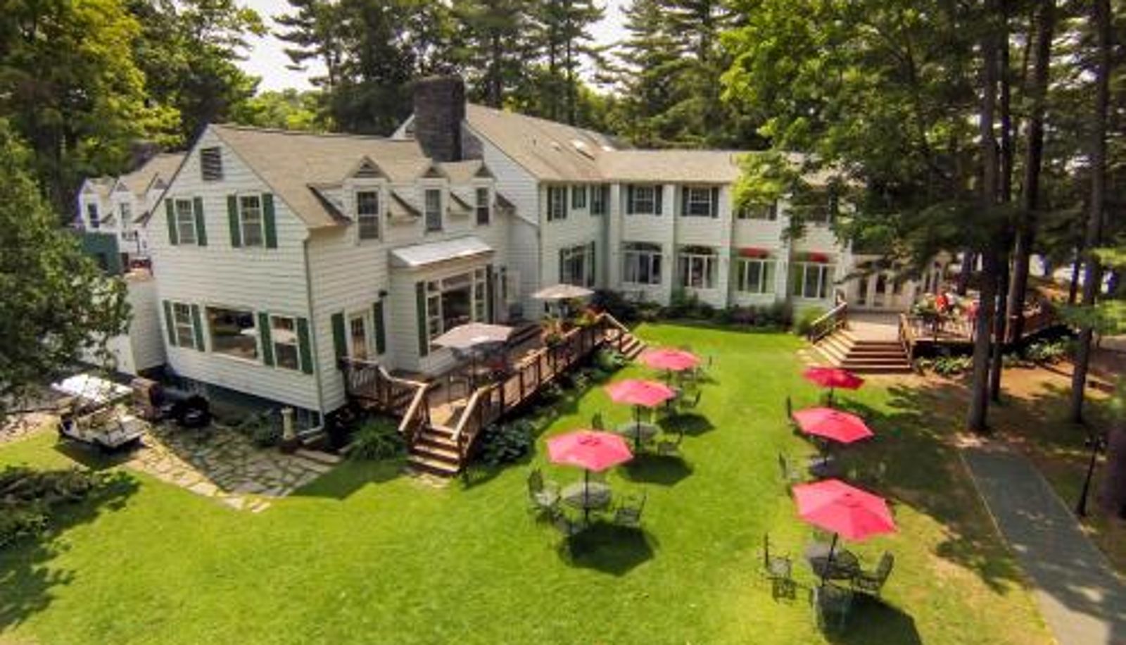 Area esterna dell'hotel - Sherwood Inn