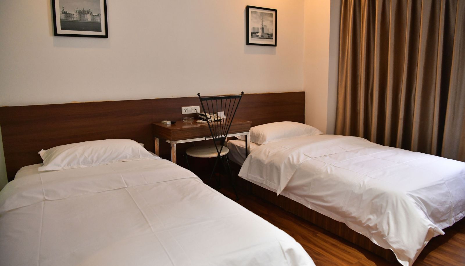 Zimmer - Qiwei Fresh Express Room